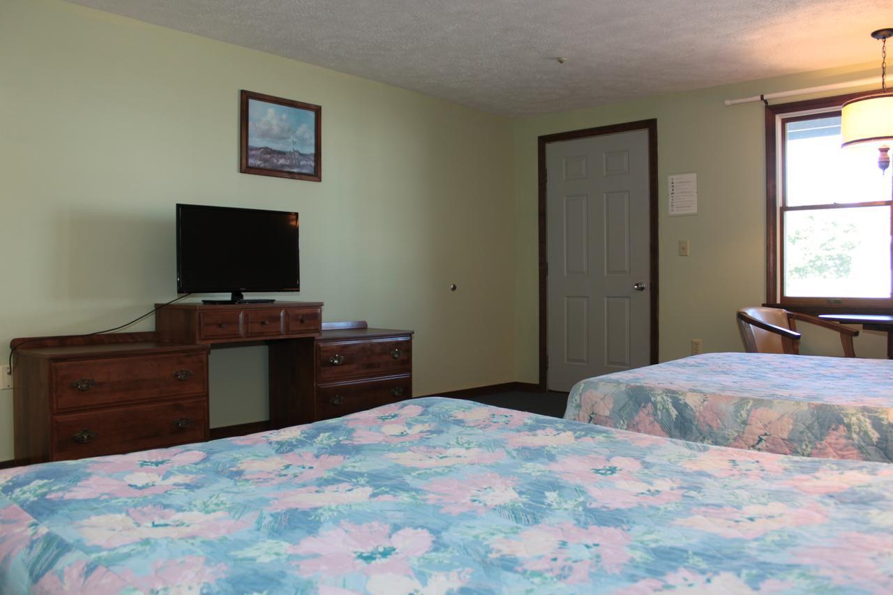 Inn Between The Beaches & Villager York Esterno foto