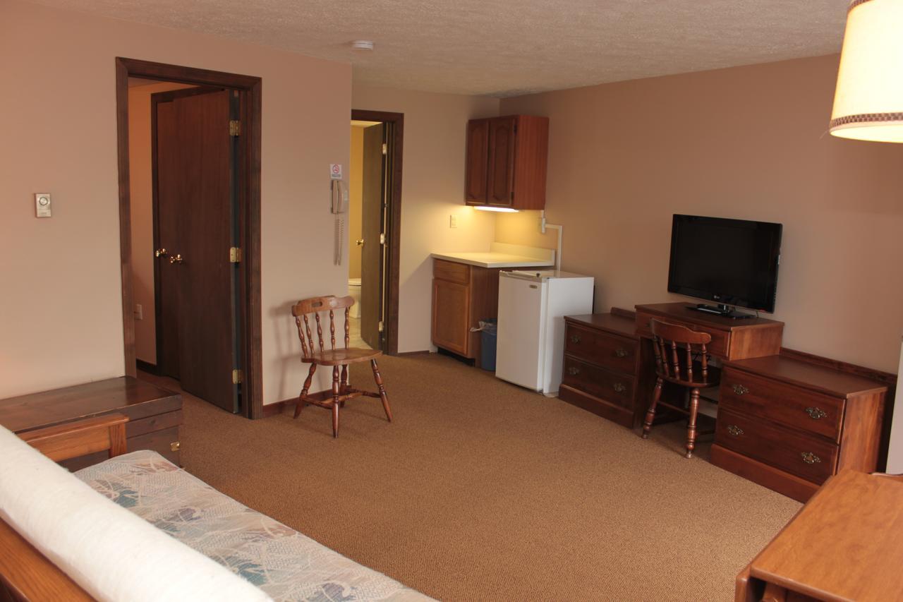 Inn Between The Beaches & Villager York Esterno foto