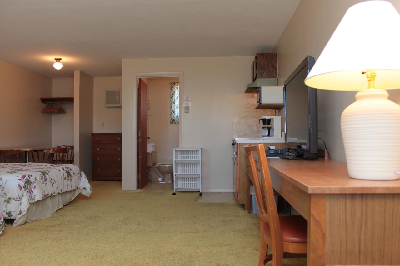 Inn Between The Beaches & Villager York Esterno foto