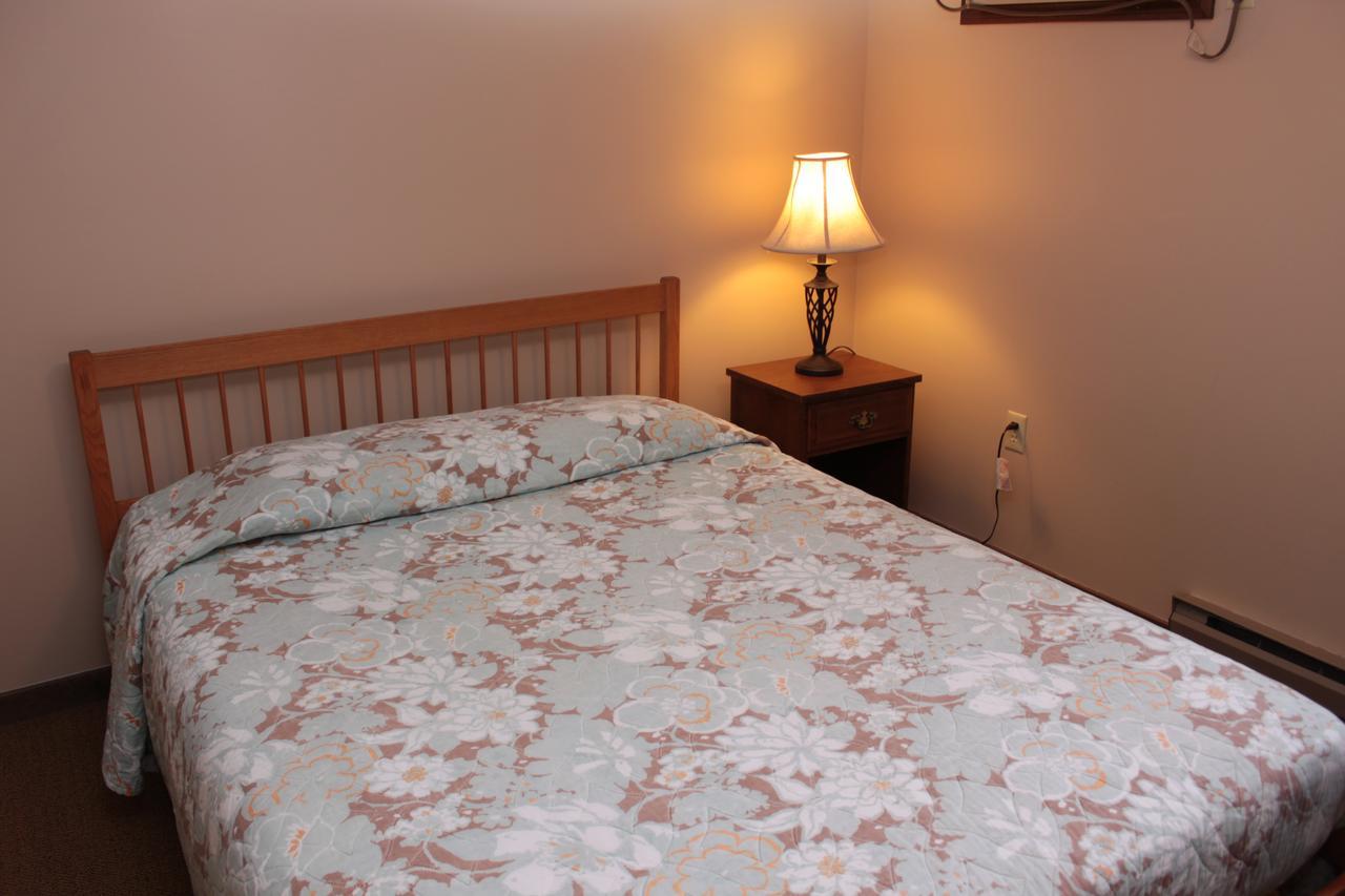 Inn Between The Beaches & Villager York Esterno foto