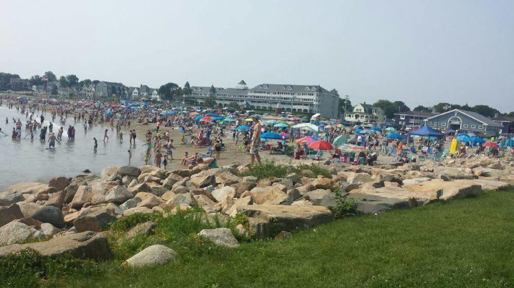 Inn Between The Beaches & Villager York Esterno foto